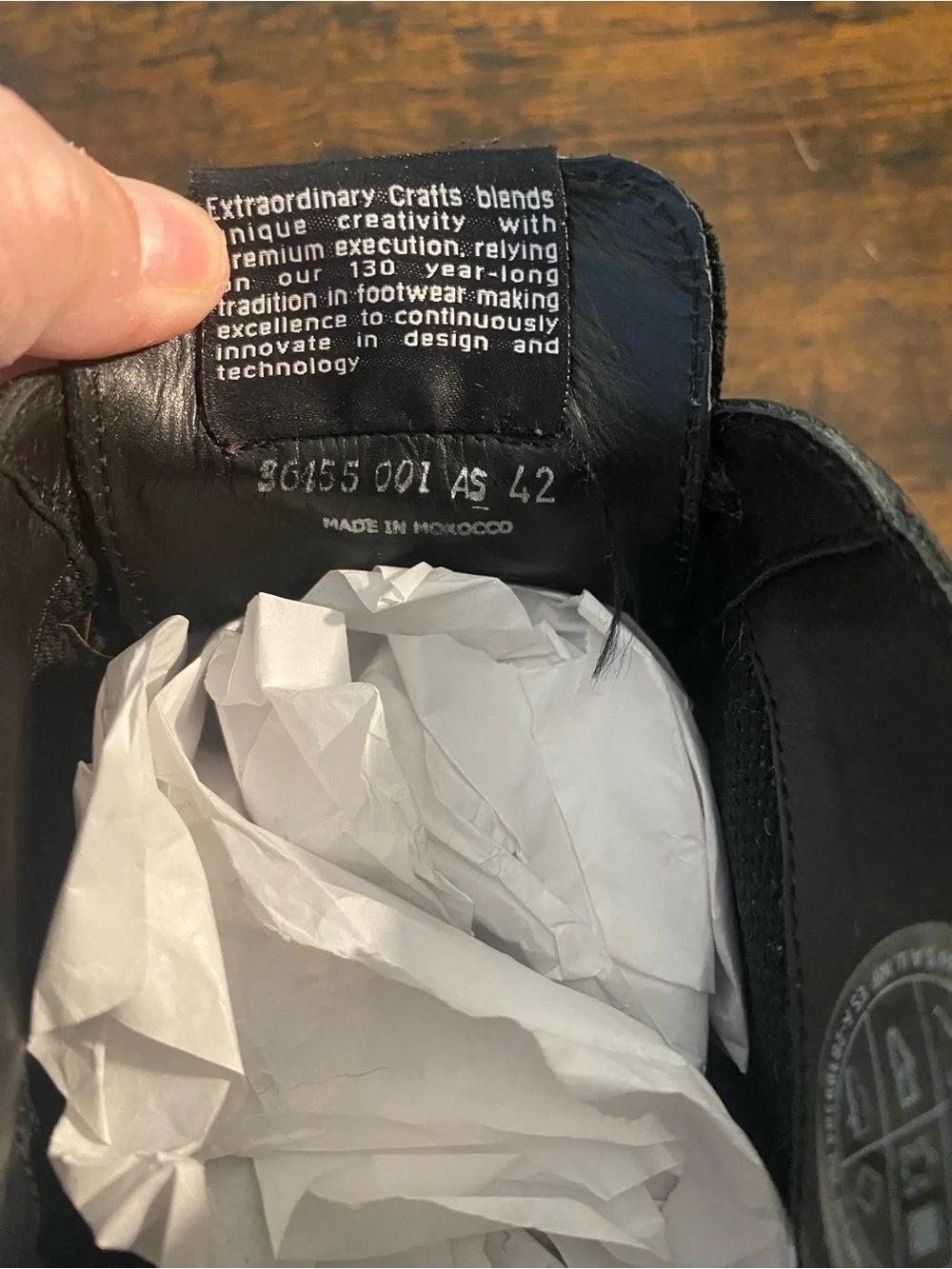 Camper sleek black